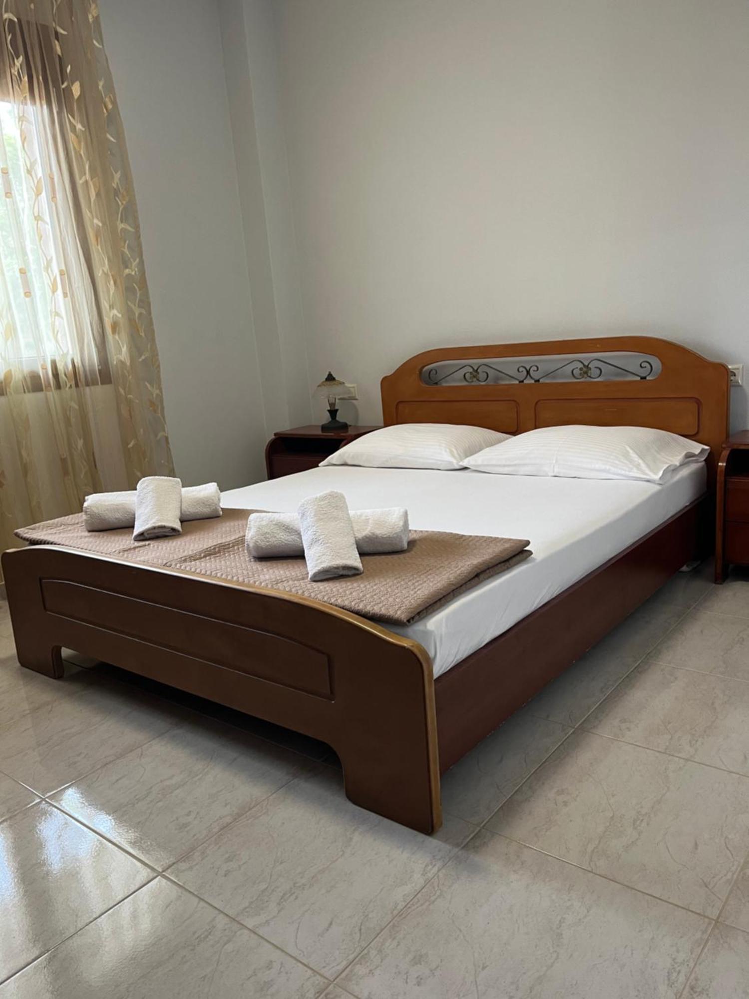 Gaestehaus Dimitra Paralia Dionysiou Exteriér fotografie
