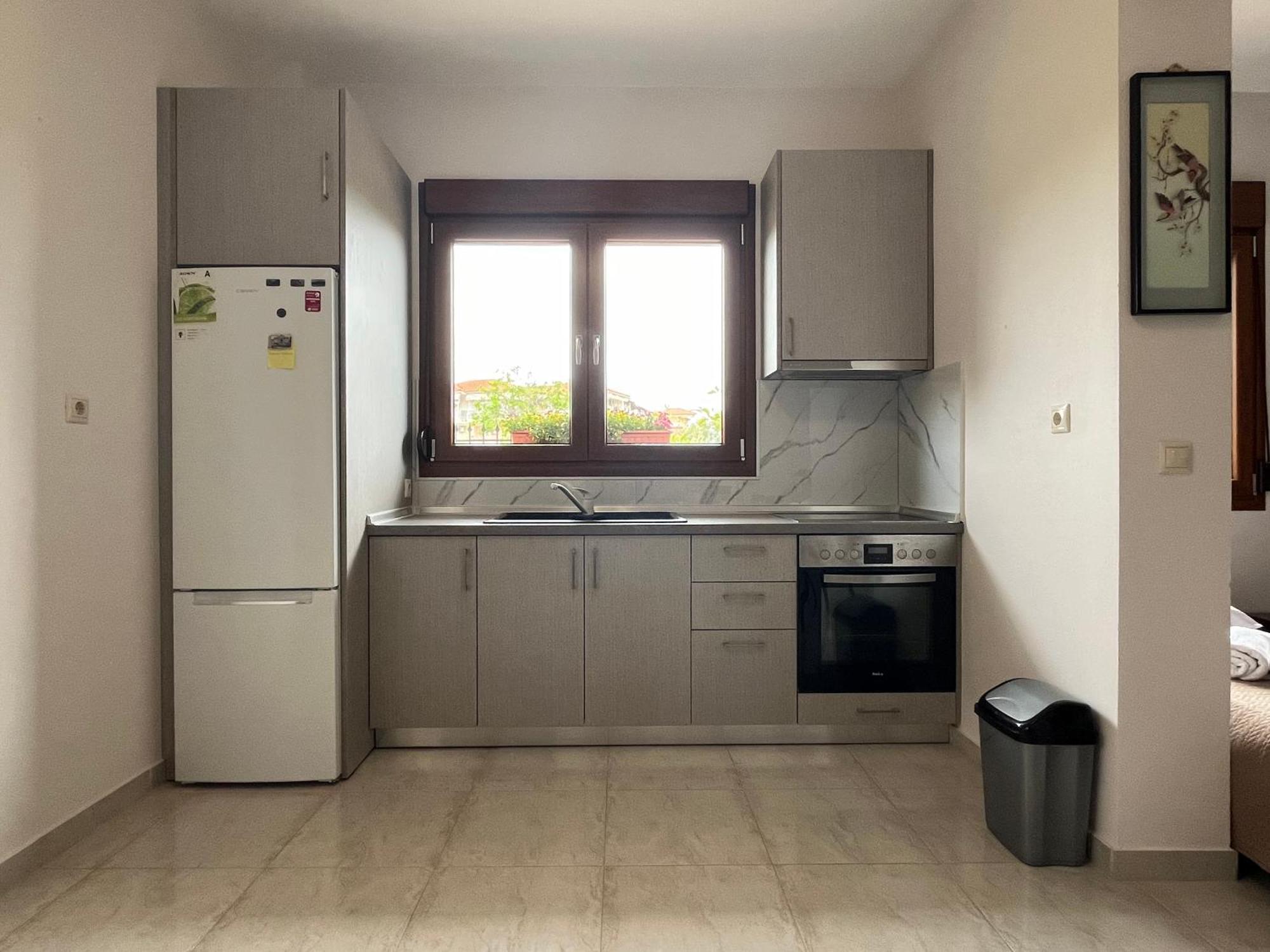 Gaestehaus Dimitra Paralia Dionysiou Exteriér fotografie
